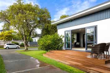 43 Brightwater Crescent, Totara Park