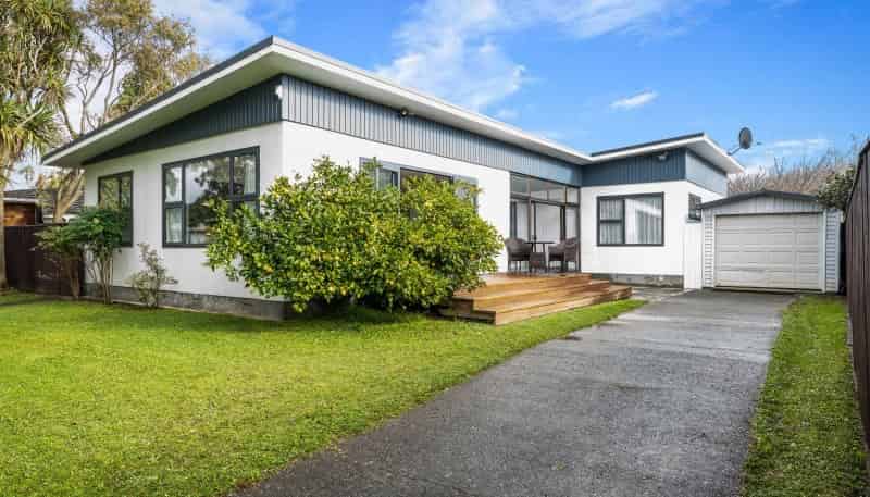 43 Brightwater Crescent, Totara Park