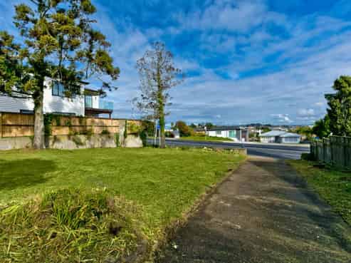 319 East Coast Road, Mairangi Bay