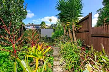 698a East Coast Rd, Pinehill