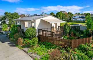 698a East Coast Rd, Pinehill