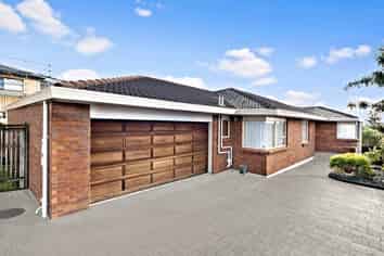 2/3 Bolton Street, Blockhouse Bay