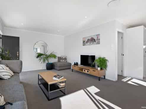 14B Brandon Road, Manly