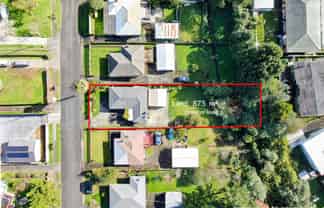 30 McLean Avenue, Papatoetoe