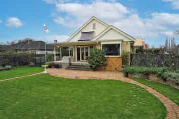 14 Dalethorpe Avenue, Fairfield