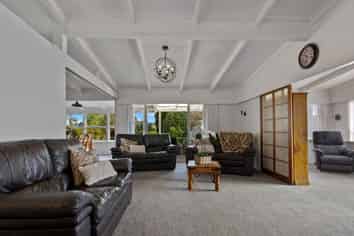 39 Otonga Road, Springfield