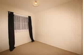 Unit 2/12 Clare Place, Mount Wellington