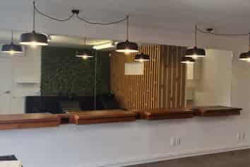 47 m2 Salon - Wrights Road, Addington