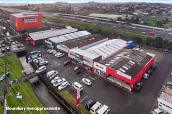 ROAD FRONT WAIRAU INDUSTRIAL + MOTORWAY EXPOSURE