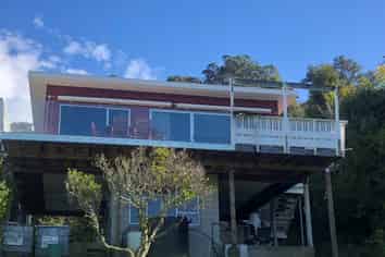 9 Opahi Bay Road, Mahurangi West