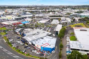 Retail opportunity in Wairau Junction