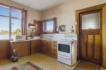 74 Le Cren Street, Seaview