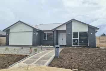 13 Catherine McLean Road, Pukekohe