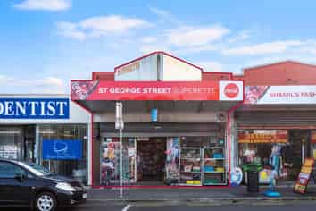 Commercial opportunity in prime location