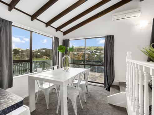 88 Leeward Drive, Whitby