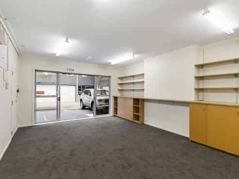 Retiring Tradie Cashing Up