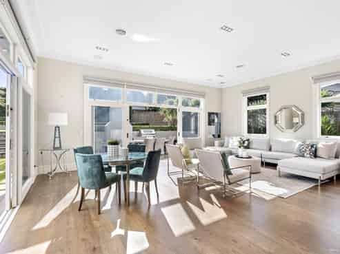 8 Pukenui Road, Epsom