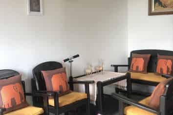 R2/423 Queens Drive, Windsor