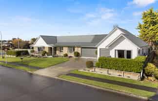 1 & 1a Azimuth Place, Flagstaff