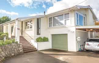 62 Peakes Road, Springvale