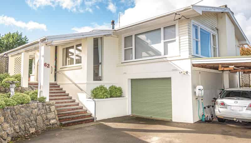 62 Peakes Road, Springvale