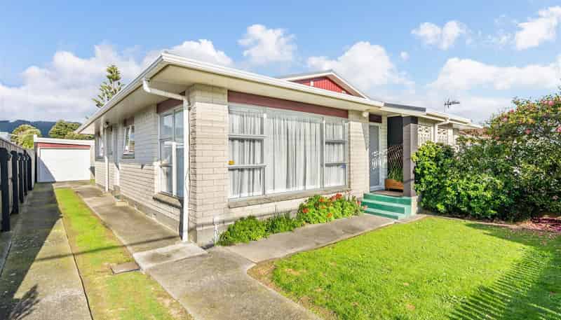 228a Taita Drive, Avalon