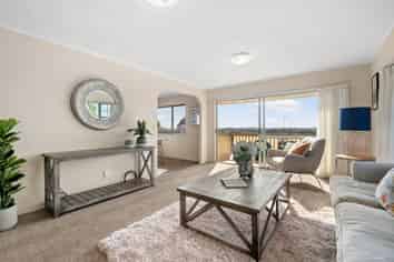 2/139A Mokoia Road, Birkenhead