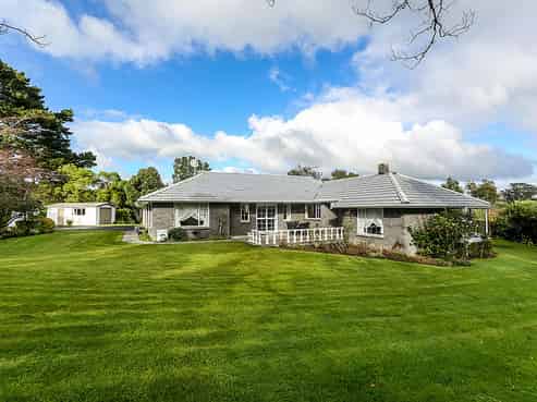 5 Byron Place, Whalers Gate