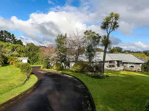5 Byron Place, Whalers Gate