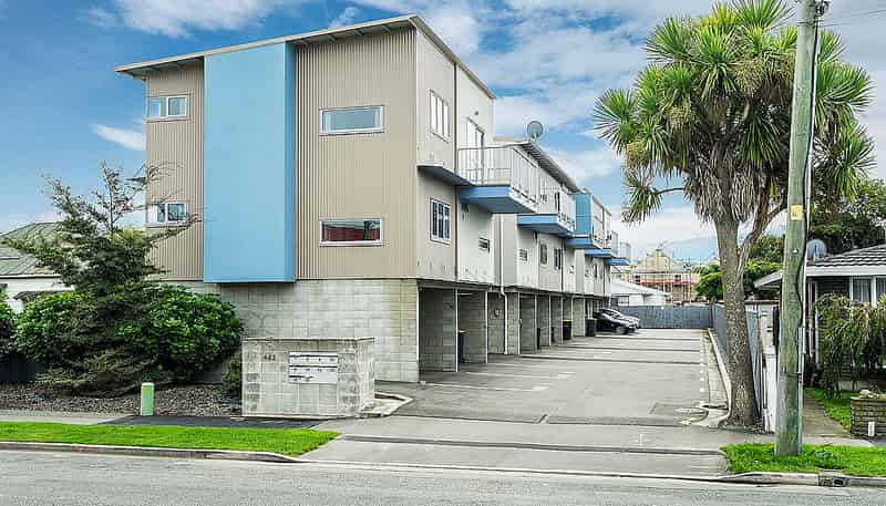 15/443 Cashel Street, Linwood