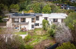 30 D & E Huntsbury Avenue, Huntsbury