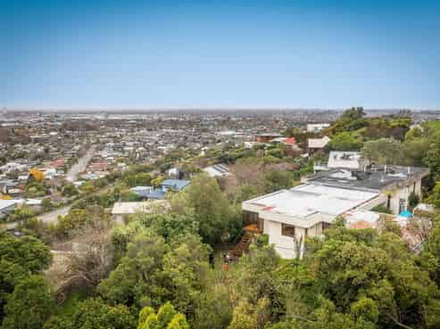 30 D & E Huntsbury Avenue, Huntsbury