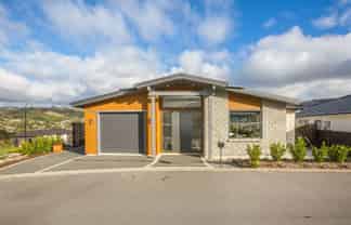 155 John Burke Drive, Aotea