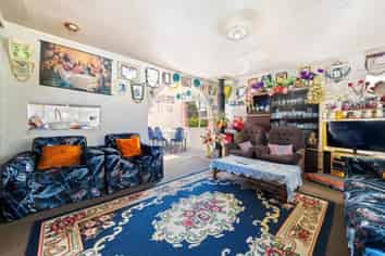 42 Israel Avenue, Clover Park