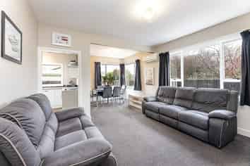 45 Wrights Road, Addington