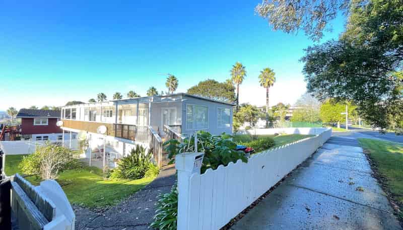 16 Simkin Avenue, Saint Johns