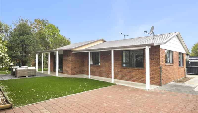 683 Main North Road, Belfast