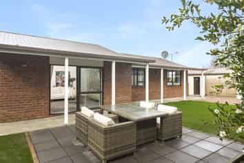 683 Main North Road, Belfast