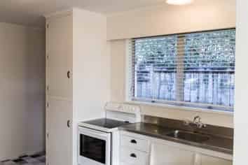 1/11 Moa Road, Point Chevalier