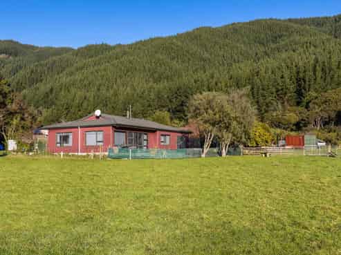 734 Kenepuru Road, Mahau Sound