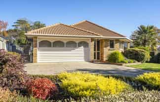 15 Arbor-Lea Avenue, 