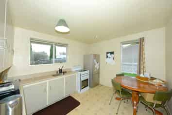 2/17 Takaro Avenue, Sockburn