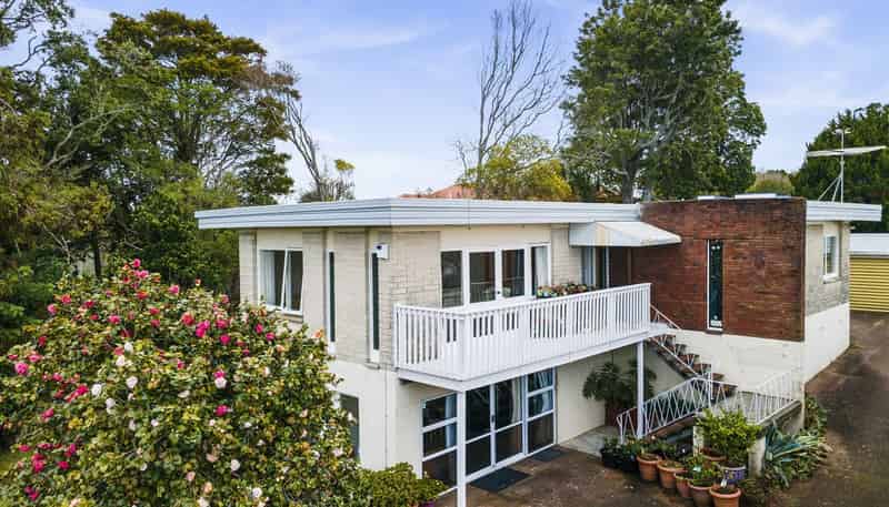 76 Glenmore Road, Sunnyhills