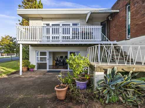 76 Glenmore Road, Sunnyhills