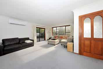 52 Rockinghorse Road, Southshore