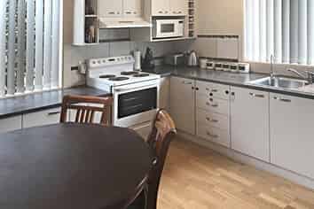 2/221 Mount Smart Road, Onehunga