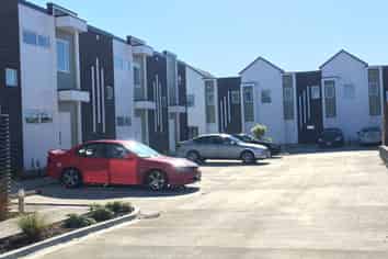 18/10 Burrows Place, Frankton