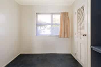 1 Waters Place, New Lynn