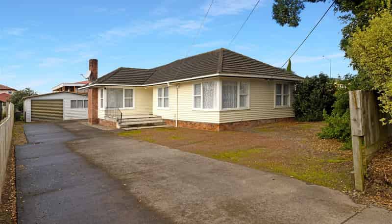 1 Waters Place, New Lynn