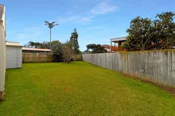 1 Waters Place, New Lynn